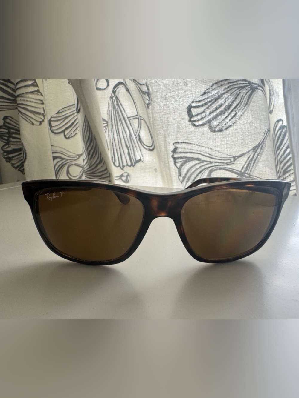 Ray-Ban Unisex Tortoiseshell Frame Sunglasses with Brown Lenses